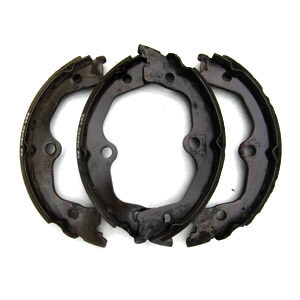 thumbnail image 2 of Porsche 911 Parking Brake Shoe Replacement | 911 (1965-89) - 930 2 of 14